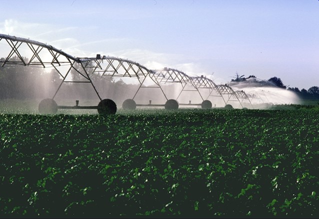 irrigation pivot